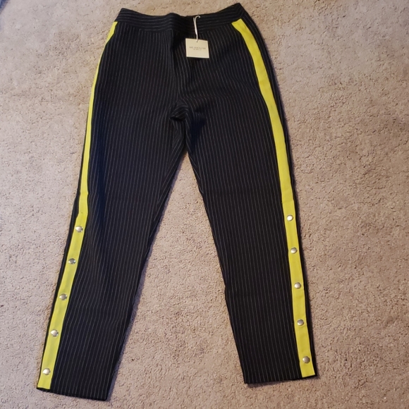 🆕Free Generation - Picture 3 of 4